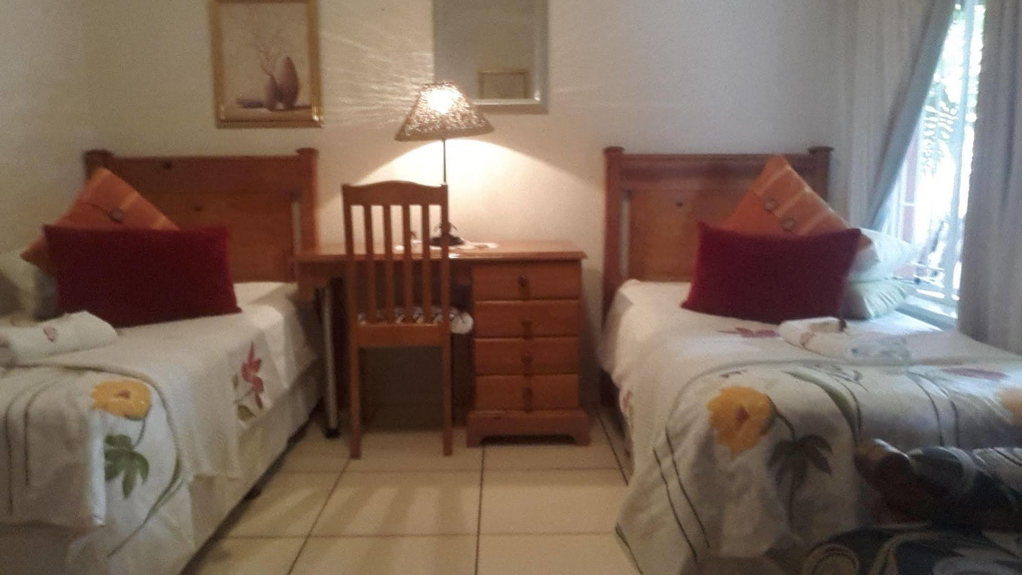 Harmony Guesthouse Mbombela Екстер'єр фото
